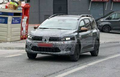 Оновлений Dacia Jogger вперше помічено на тестах (фото) - autocentre.ua