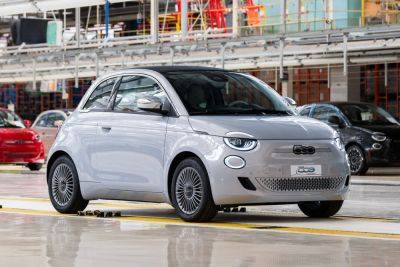 Слабый спрос заставил снова приостановить производство Fiat 500e - kolesa.ru - Италия