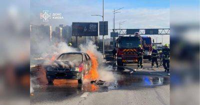 В Киеве утром 14 декабря во время движения загорелся автомобиль: что известно - fakty.ua - Киев - Украина - район Киева - район Дарницкий