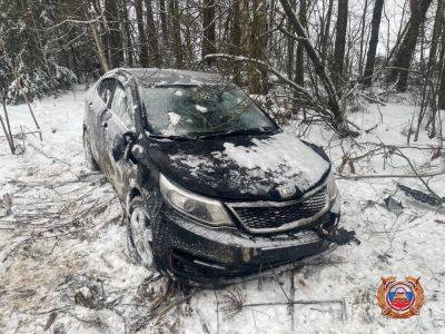 Автомобиль вылетел в кювет на бежецкой трассе - afanasy.biz - Тверь - Тверская обл. - Весьегонск