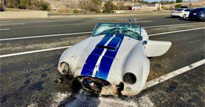 Shelby Cobra - Культовый американский спорткар 60-х разбили в ДТП (фото) - focus.ua - Украина - Сша - штат Калифорния - Сакраменто