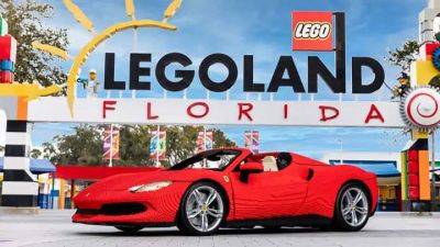 Ferrari 296 GTS воссоздали из кубиков Lego в полную величину - auto.24tv.ua - state Florida