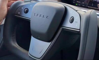 Электромобили Tesla оснастят новым рулевым колесом (фото) - autocentre.ua