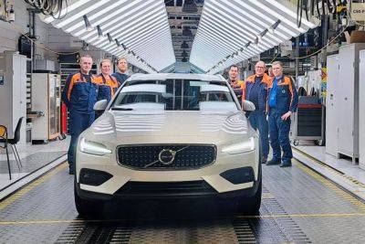 Volvo выпустил последний автомобиль с дизельным мотором (фото) - autocentre.ua - Швеция - Бельгия - Гент