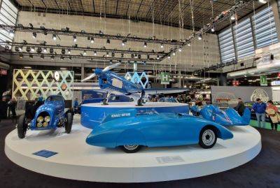 На выставке Retromobile 2024 в Париже показали рекордно-гоночные автомобили Renault - autocentre.ua - Париж