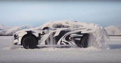 Новый китайский электромобиль способен очиститься от снега оригинальным способом (видео) - focus.ua - Украина