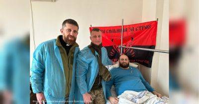 «Каждое движение сопровождалось болью»: как украинские бойцы спасли командира из горящего авто - fakty.ua - Украина