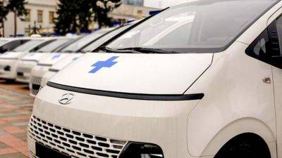 Корея прислала редкие для Украины "скорые" Hyundai Staria - auto.24tv.ua - Киев - Украина - Корея - Южная Корея