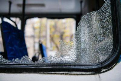 В Бейт-Шемеше автобус с пассажирами обстреляли гвоздями - news.israelinfo.co.il