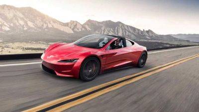 Заказы на Tesla Roadster начнут принимать в конце года - auto.24tv.ua