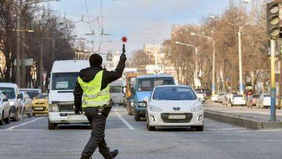 Отказ показать полицейскому документы - это не злостное неповиновение: постановление суда - auto.24tv.ua - Киев - Одесса
