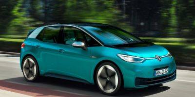 Volkswagen Golf - Выход электрического Golf нанесет сокрушительный удар первому электрокару от Volkswagen - nv.ua - Украина