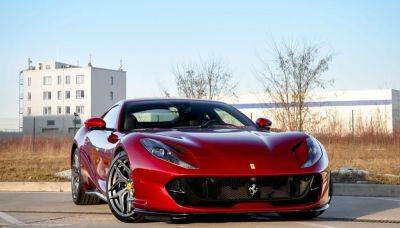 В Украину привезли сверхмощный суперкар Ferrari за $500 000 (фото) - autocentre.ua - Украина