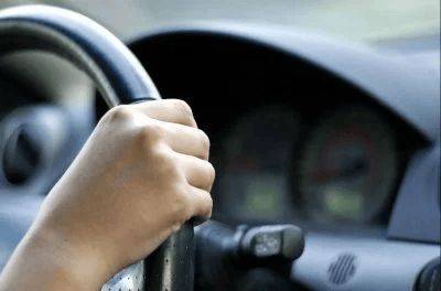 Причины аварий на дорогах - четыре привычки водителей, которые ведут к ДТП - apostrophe.ua - Украина