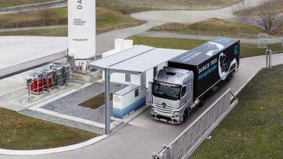 Заправка для грузовиков переохлажденным водородом открылась в Германии - auto.24tv.ua - Германия - Mercedes-Benz
