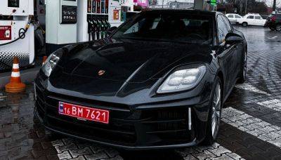 В Украину привезли новейший Porsche Panamera за 4,2 млн гривен (фото) - autocentre.ua - Украина - Одесса