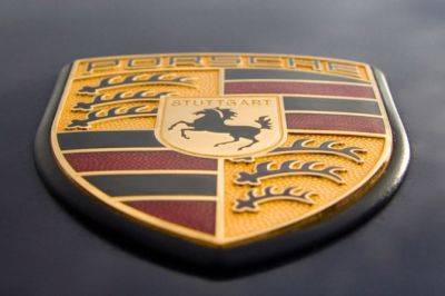 Porsche рассчитывает продать российские активы в 2024 году - autostat.ru - Германия - Москва - Россия