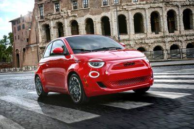 Новый Fiat 500 получит бензиновый двигатель из-за слабого спроса на электромобили - kolesa.ru - Евросоюз - Италия - Польша - Тыхы
