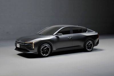 Kia рассекретила дизайн компактного седана K4 за неделю до полноценной премьеры - kolesa.ru - Сша