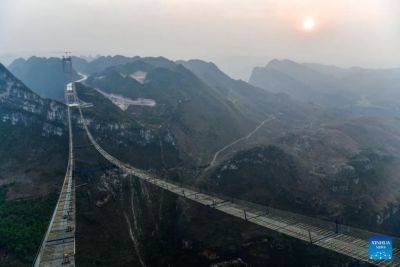 В Китае строят мост высотой 625 метров (фото) - autocentre.ua - Китай - China