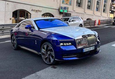 Rolls-Royce Spectre - В Монако был замечен электрокар Rolls-Royce, зарегистрированный в Украине - фото - apostrophe.ua - Киев - Украина - Монако - Княжество Монако