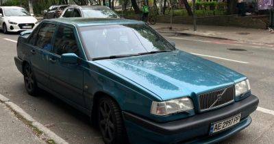 Неприметный раритет: в Киеве заметили заряженный Volvo 90-х (фото) - focus.ua - Киев - Украина