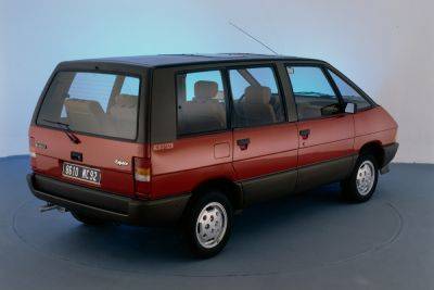 Renault Espace может снова стать минивэном, причём с ретро-дизайном - kolesa.ru - Англия