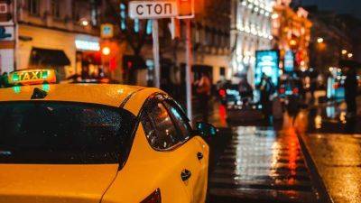 В Польше могут существенно вырасти цены на такси из-за запрета управления ими для украинцев - auto.24tv.ua - Польша - Варшава