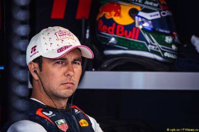 Серхио Перес - Карлос Сайнс - Перес: Ferrari и McLaren могут соперничать с Red Bull - f1news.ru