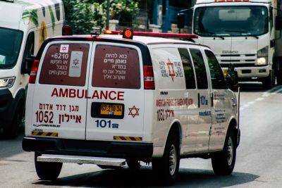 Грузовик сбил пешехода в Раанане, водитель попытался укрыться в Палестинской автономии - news.israelinfo.co.il - Китай - Палестина