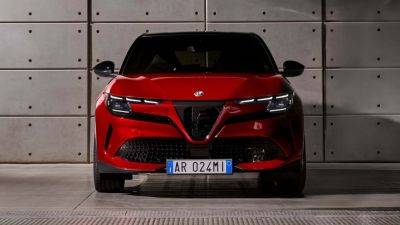 Alfa Romeo откажется от смещенного переднего номерного знака - autocentre.ua - Евросоюз - Италия