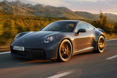 Обновлённое семейство Porsche 911: старт череде дебютов дал гибрид Carrera GTS - kolesa.ru