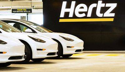 Hertz распродает 10 тысяч электрокаров Tesla из своего автопарка - autocentre.ua