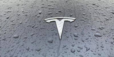Видно з космосу. Tesla заставила стоянки непроданими авто, кількість яких наблизилася до 50 тисяч - nv.ua - Украина - Сша