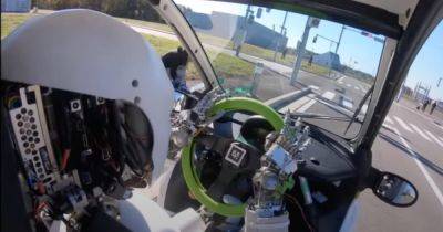 В Японии показали, как робот-гуманоид водит автомобиль: что пошло не так (видео) - focus.ua - Украина - Япония - Токио