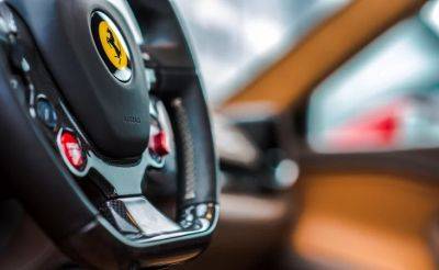 Ferrari планирует выпустить первый электромобиль в будущем году. Стала известна цена - minfin.com.ua - Украина - Италия