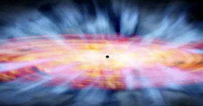 Огромная черная дыра разгоняет газ до 58 млн км/час: она перестраивает галактику целиком (фото) - focus.ua - Украина