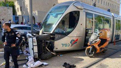 Необычное ДТП в Иерусалиме: трамвай врезался в инвалидную коляску - vesty.co.il - Израиль - Иерусалим