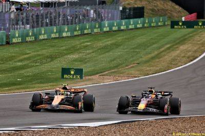 Зак Браун - Джеймс Фарли - В McLaren присматриваются к двигателям Red Bull Ford - f1news.ru