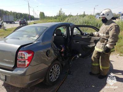 Спасателям пришлось деблокировать пострадавшую в ДТП в Тверской области - afanasy.biz - Россия - Тверская обл. - городское поселение Вышневолоцкий