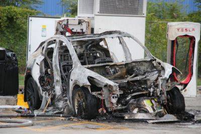 Авто Tesla выгорело дотла на заправке в США — почему такие пожары трудно потушить - itc.ua - Украина - Сша - Сан-Франциско - штат Пенсильвания