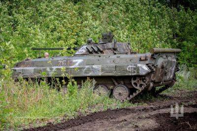 Бійці ЗСУ затрофеїли новітній танк армії РФ (фото) - autocentre.ua - Росія