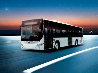 Авито Спецтехника: автобусы ПАЗ лидируют в спросе - kolesa.ru - Россия - Mercedes-Benz