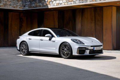 Ларс Керн - Гамму Porsche Panamera пополнили топ-версия Turbo S E-Hybrid и двайверская GTS - kolesa.ru