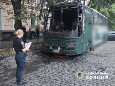 В Одессе мужчина поджег автобус, приняв его за транспорт ТЦК - apostrophe.ua - Украина - Одесса