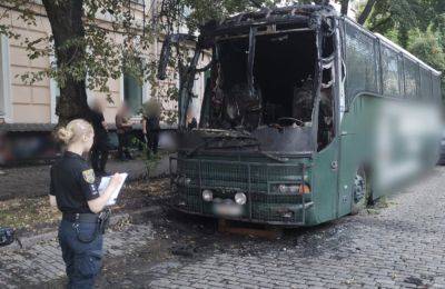 Мужчина поджег автобус, потому что подумал, что это авто ТЦК: в полиции рассказали детали инцидента - politeka.net - Украина - Одесса