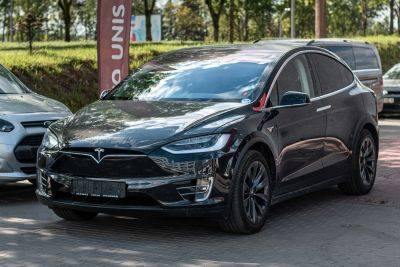 Tesla отозвала более 9100 авто Model X — они расклеиваются - itc.ua - Украина - Сша