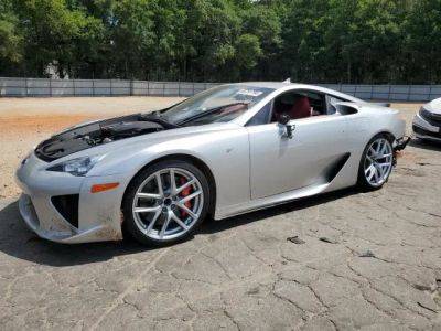 Lexus Lfa - Lexus LFA після ДТП виставили на аукціон (фото) - autocentre.ua