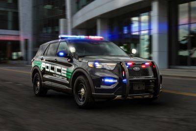 Ford Explorer - Обновлённый Ford Police Interceptor Utility отдалился от гражданского Эксплорера - kolesa.ru - Сша