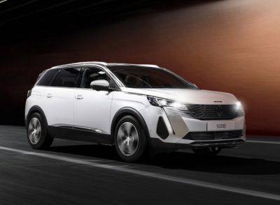 На российском рынке появился кроссовер Peugeot 5008 - autostat.ru - Московская обл.